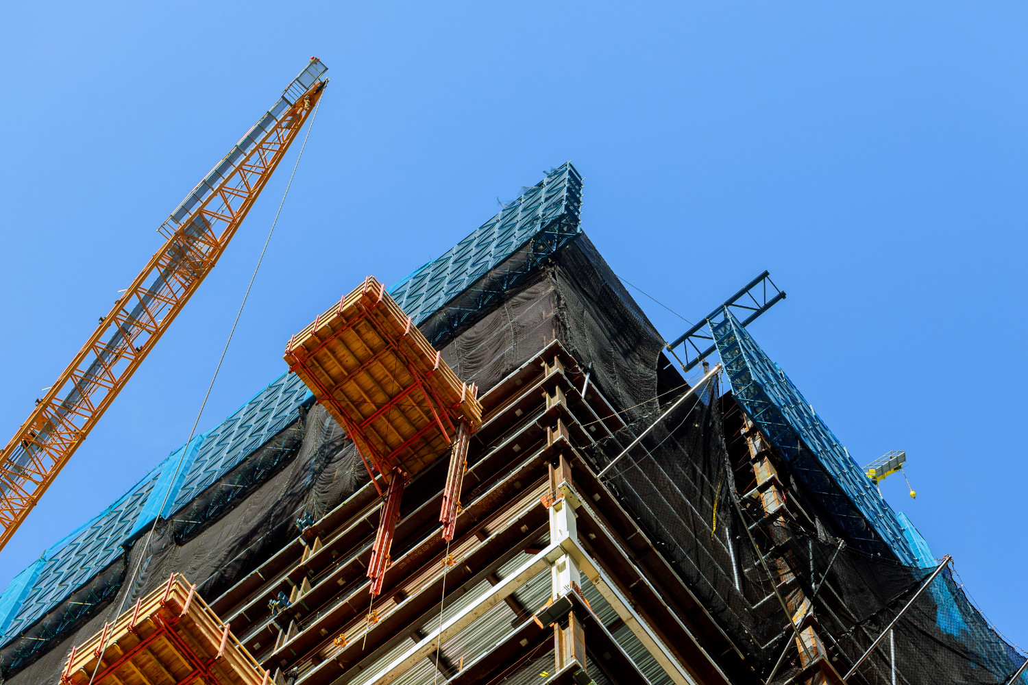 Edificio en construcción - Promociones inmobiliarias